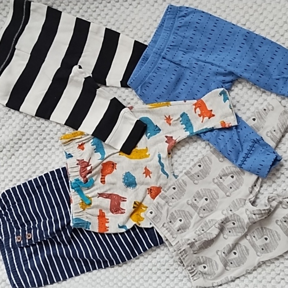 Set of five 3-6months pants